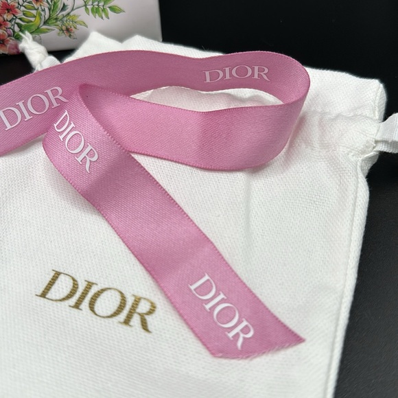 DIOR!! Authentic Dusty Rose Pink Satin Ribbon White Logo Lettering 79β - Picture 4 of 5